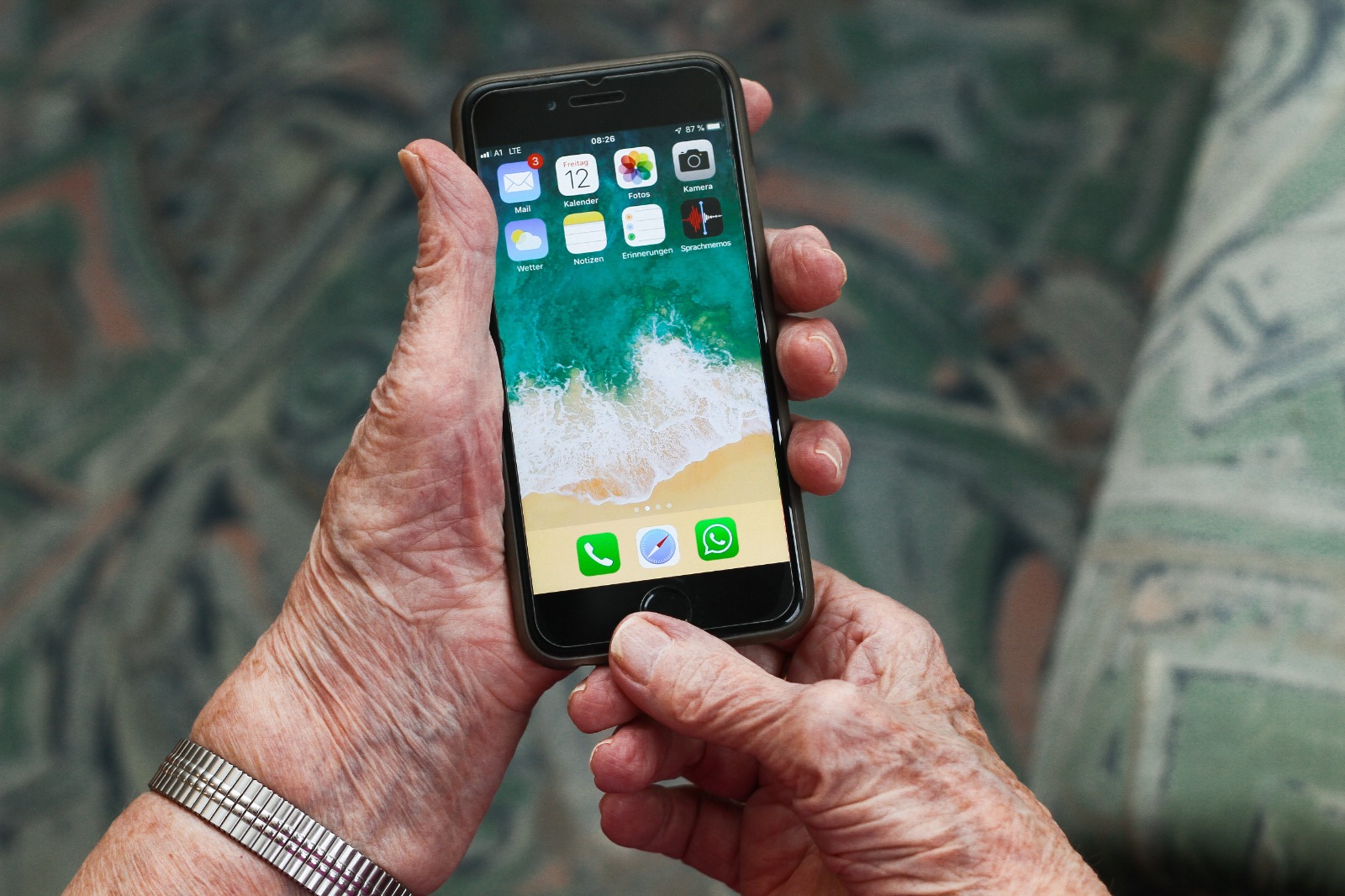 Quel Smartphone choisir pour une personne âgées ?