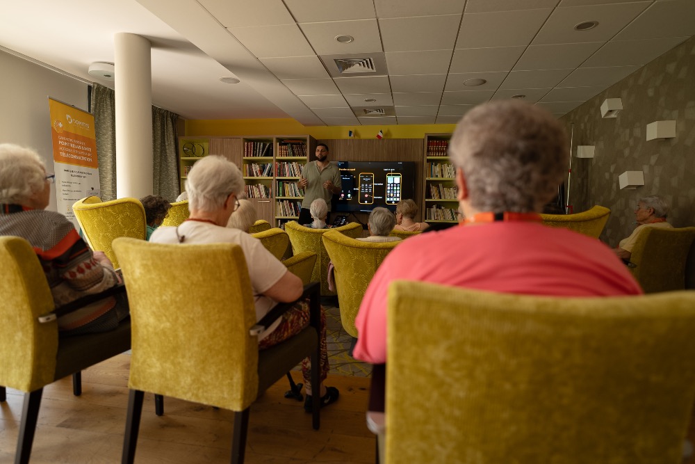 cours-informatique-centre-val-de-loire-loiret-des-ateliers-numeriques-pour-vous-faciliter-la-vie15272838394752586769.jpg